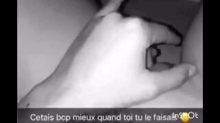 Jeune amatrice française se doigte en solo sur snapchat sex
